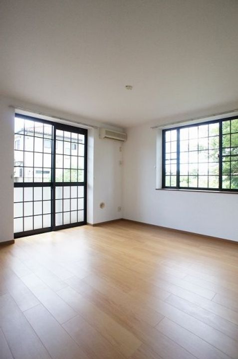 福島県いわき市小名浜住吉字飯塚(アパート)の賃貸物件の居間