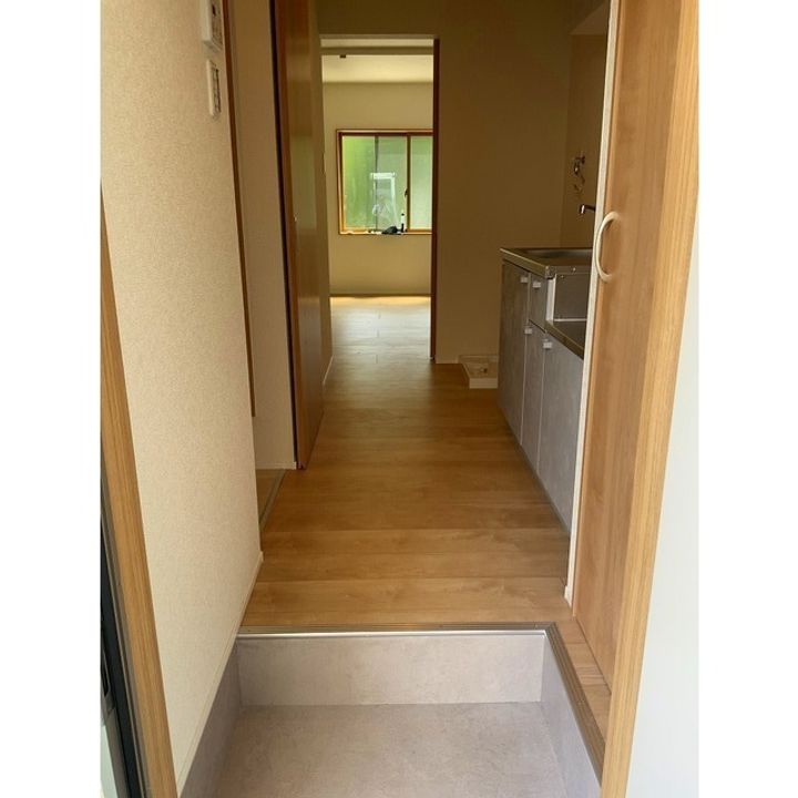 クレール岡ノ根の玄関