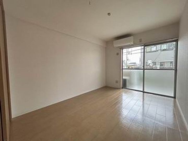 すみれマンションの内装