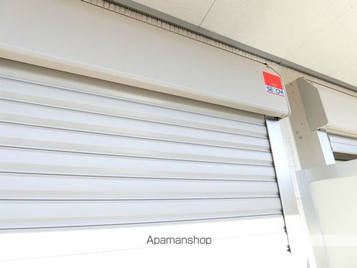 リブリ・レナトゥスの内装