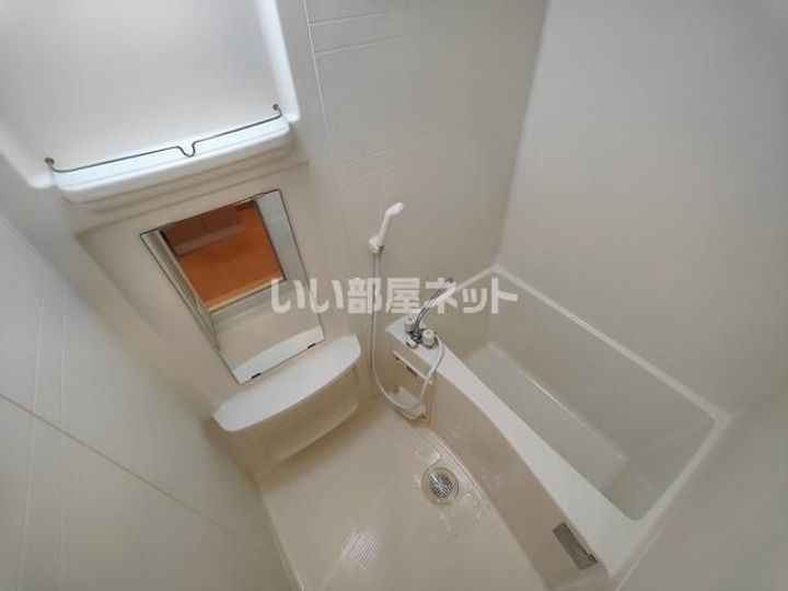 埼玉県羽生市大字小松(マンション)の賃貸物件の風呂