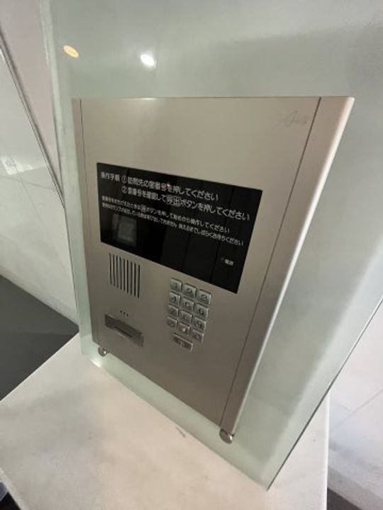 グラビスコート十日市の内装