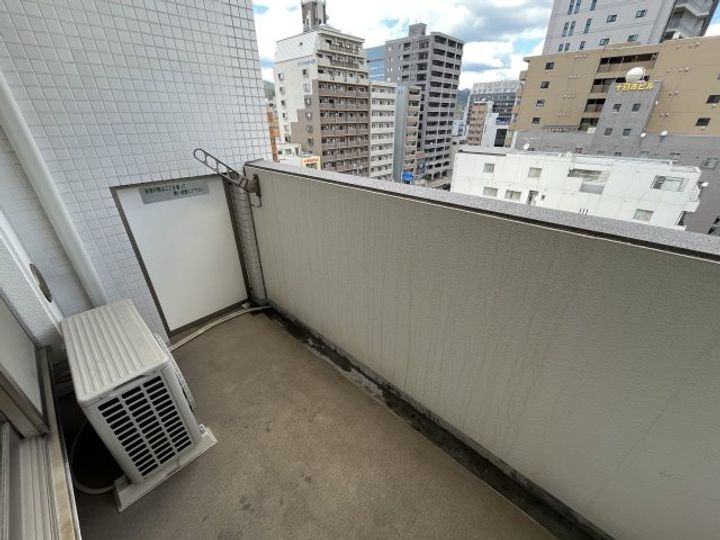 グラビスコート十日市の内装