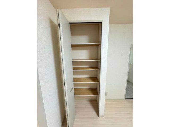 愛知県碧南市志貴崎町4(アパート)の賃貸物件の内装