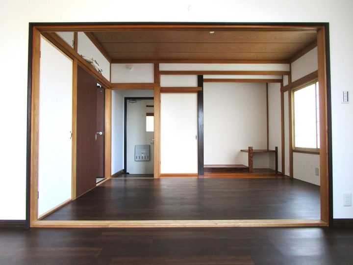 喜久屋ビルの内装