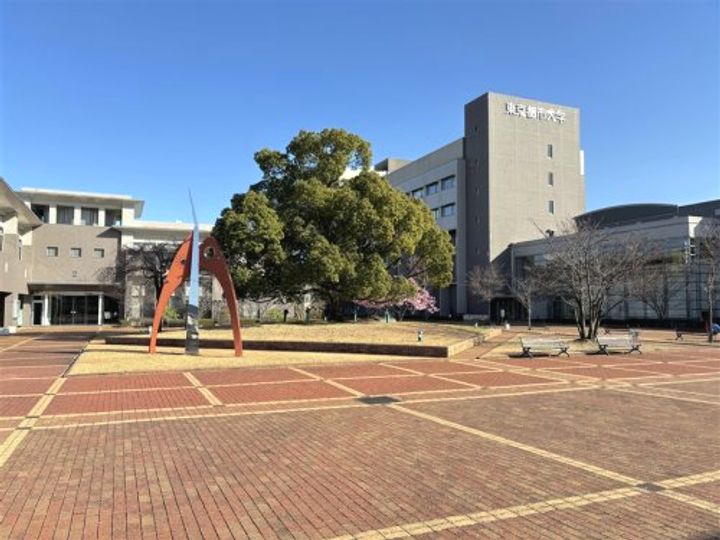 ポート・フューチャーの周辺