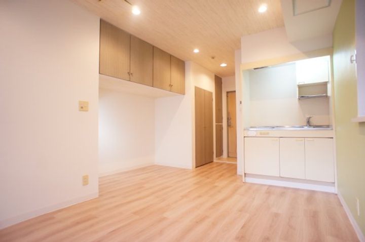 高崎MTビルの居間