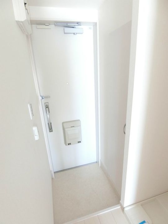 東京都八王子市片倉町(アパート)の賃貸物件の玄関