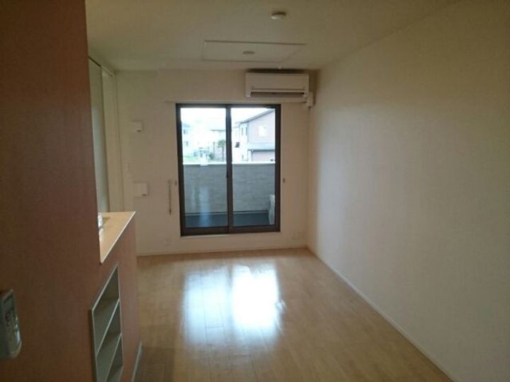 アグレアブル Bの居間