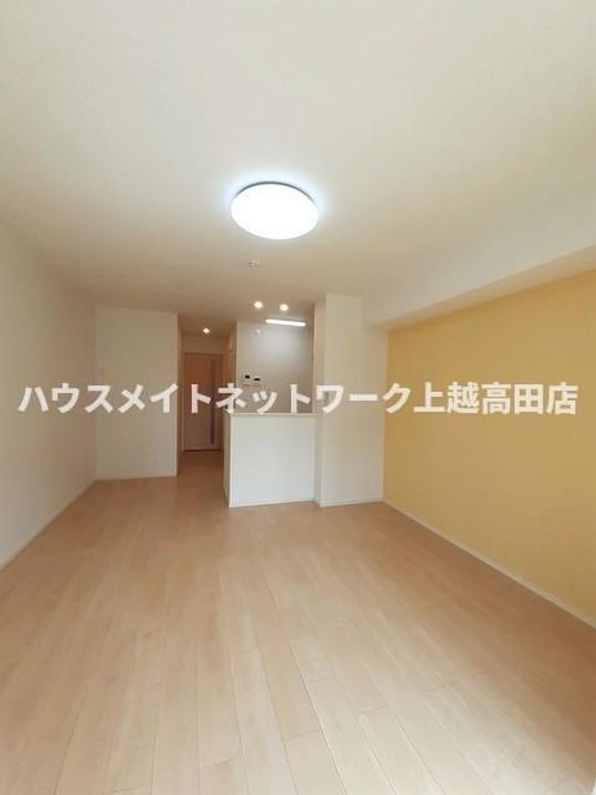 サンパレス春日山IIの内装
