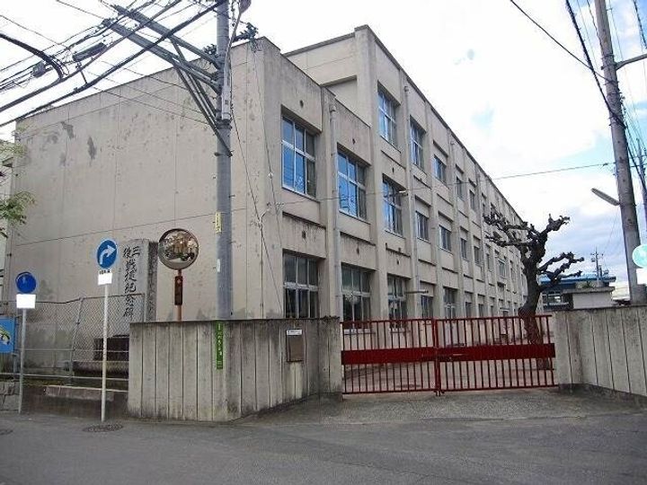 広島県広島市安佐南区川内2(一戸建)の賃貸物件の周辺
