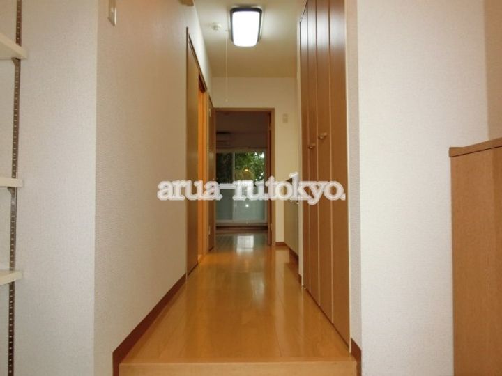 東京都武蔵野市吉祥寺東町4(マンション)の賃貸物件の玄関