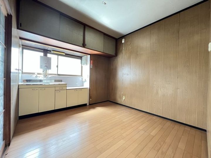 香川県高松市伏石町(一戸建)の賃貸物件の居間