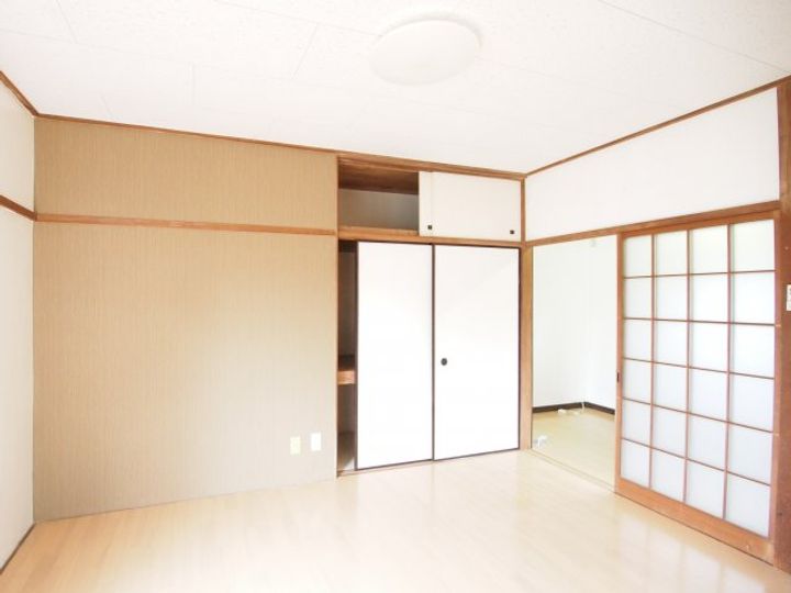 小見川ベース・Bの居間