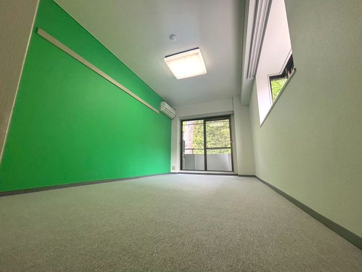 シャンブル向山の居間