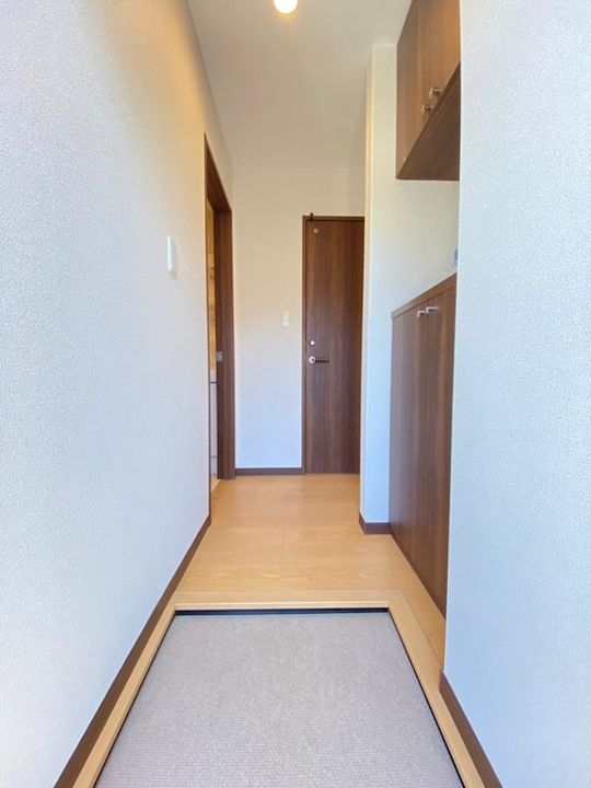 テラスルミエールの玄関