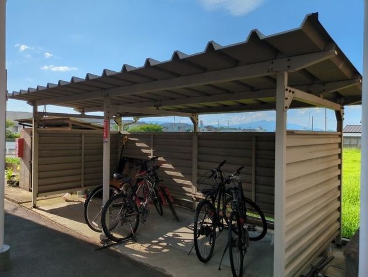 ジュネパレス島Iの地図