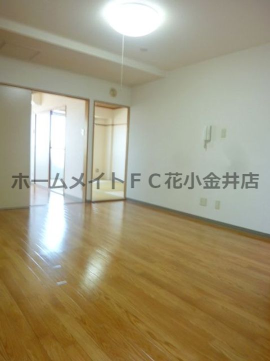 東京都西東京市田無町1(マンション)の賃貸物件の居間