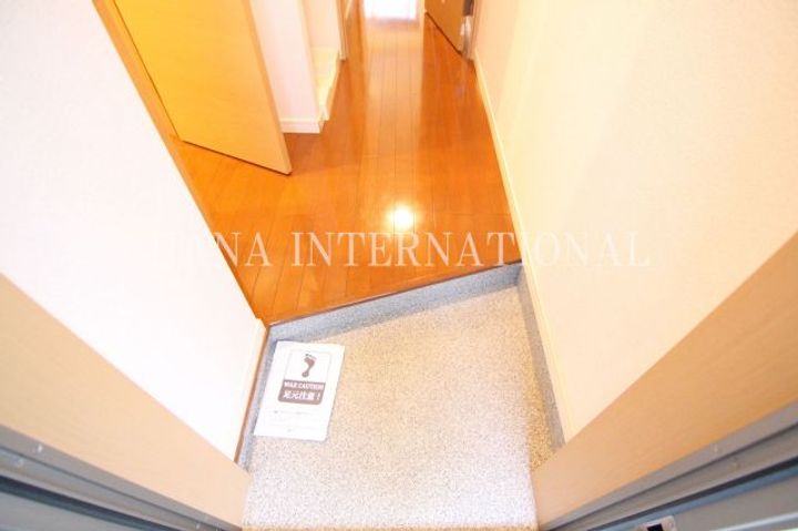 千葉県浦安市堀江4(アパート)の賃貸物件の玄関