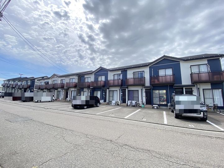 グランディールの外観