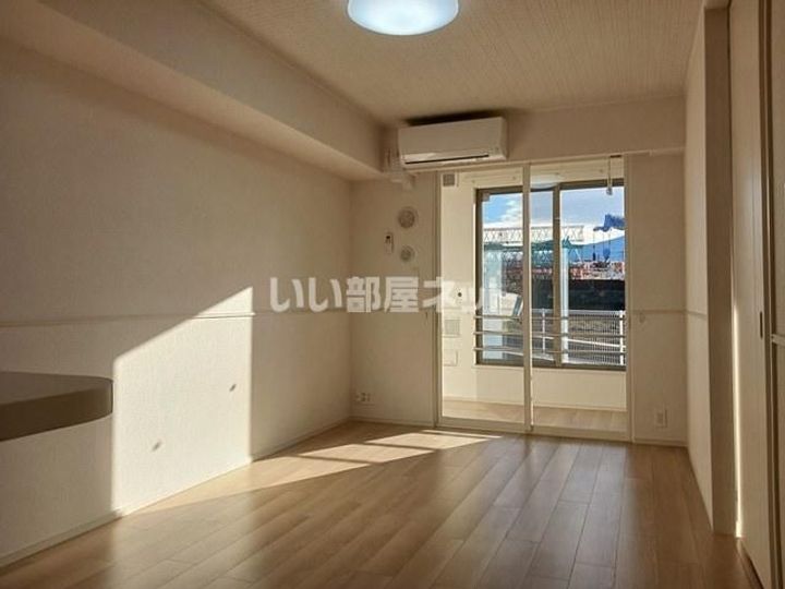 ビューティフル ライフの居間