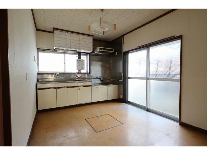 鳥取県鳥取市美萩野2(一戸建)の賃貸物件のキッチン