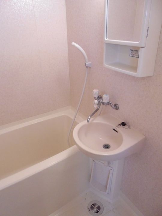 東京都新宿区北新宿2(マンション)の賃貸物件の風呂