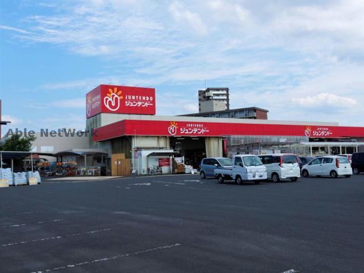 ポラールの周辺