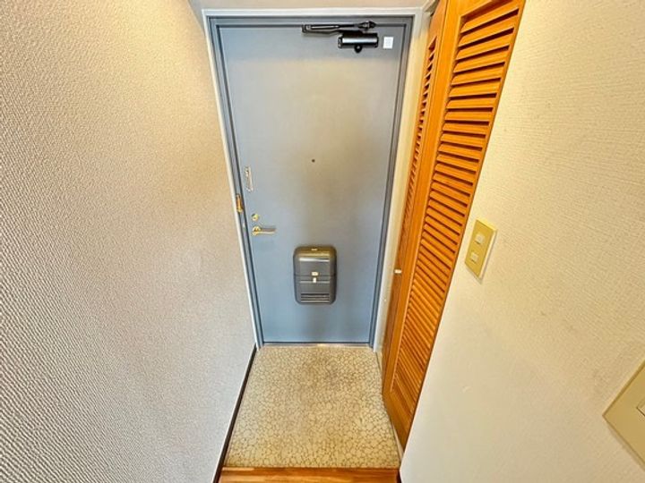 クレールコートの玄関