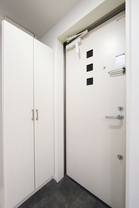 愛知県名古屋市中区新栄2(アパート)の賃貸物件の玄関