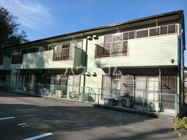 グリーンハイツの外観