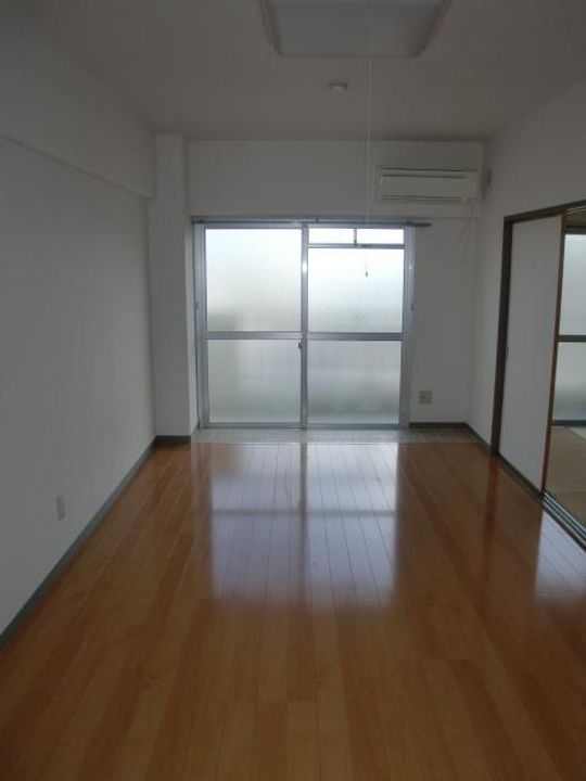 ヴィラポコロコの居間