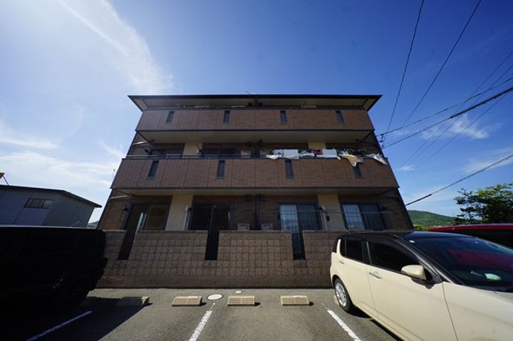 オークスK A棟の外観