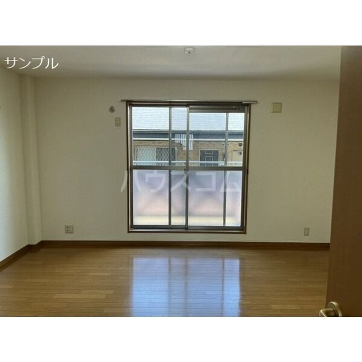 静岡県袋井市春岡1(一戸建)の賃貸物件の居間