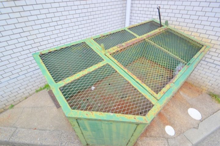 メゾン鹿籠の周辺