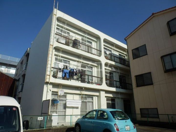本町マンションの外観