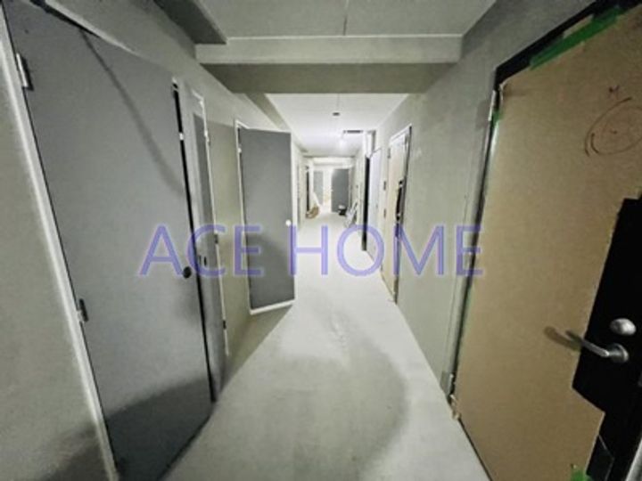 セレニテ難波グランデシュッドの地図