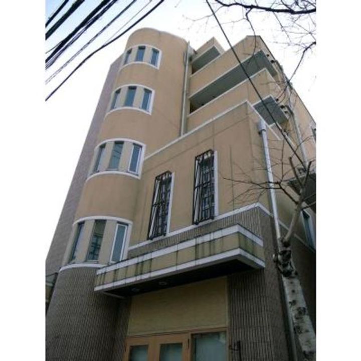 東京都世田谷区松原6(マンション)の賃貸物件の外観