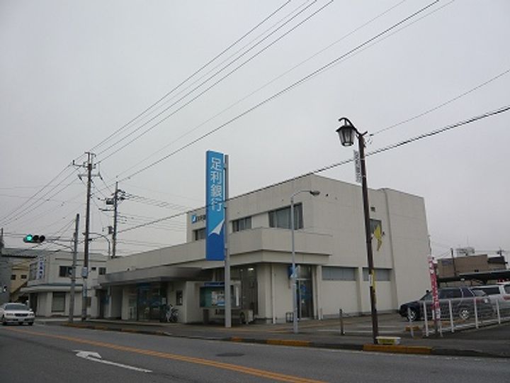 ワイハウスの周辺