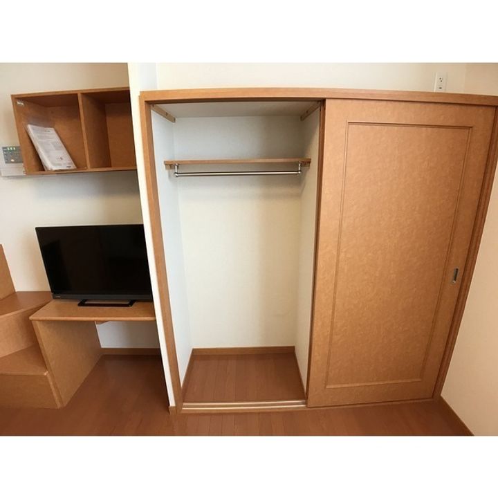 レオパレスシェソワ新富士の内装