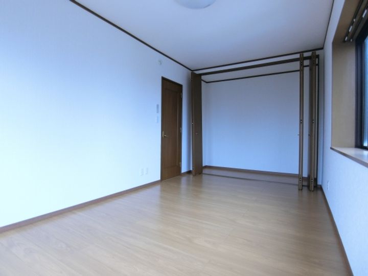 リバティ三の丸の内装