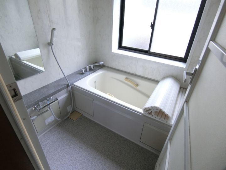 リバティ三の丸の風呂