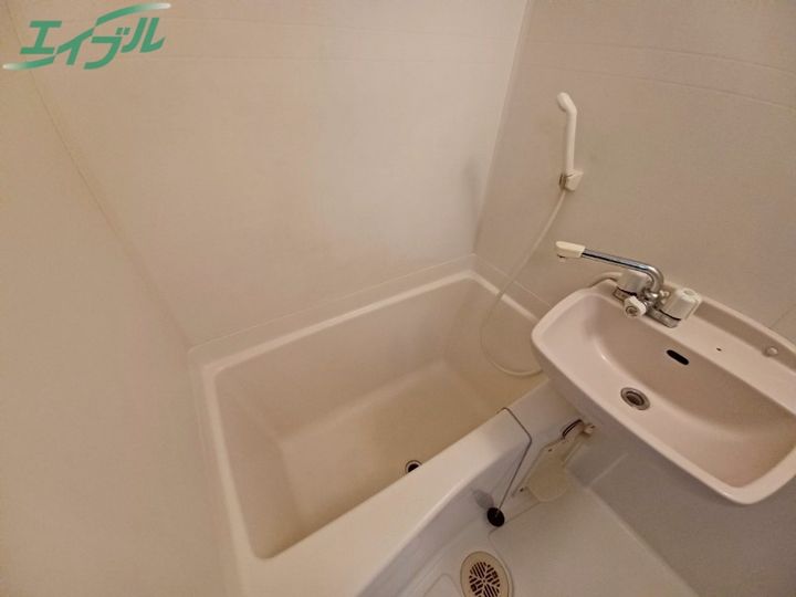 ミレニアムコートの風呂