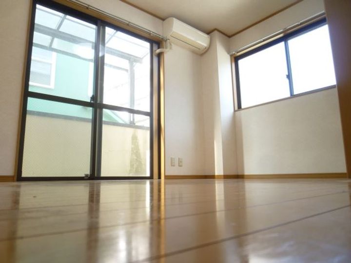 マイプレイスの内装