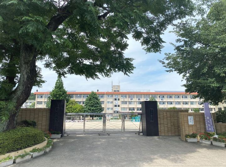リバーサイド草牟田の周辺
