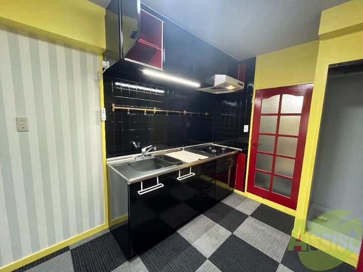 ライフ東山のキッチン