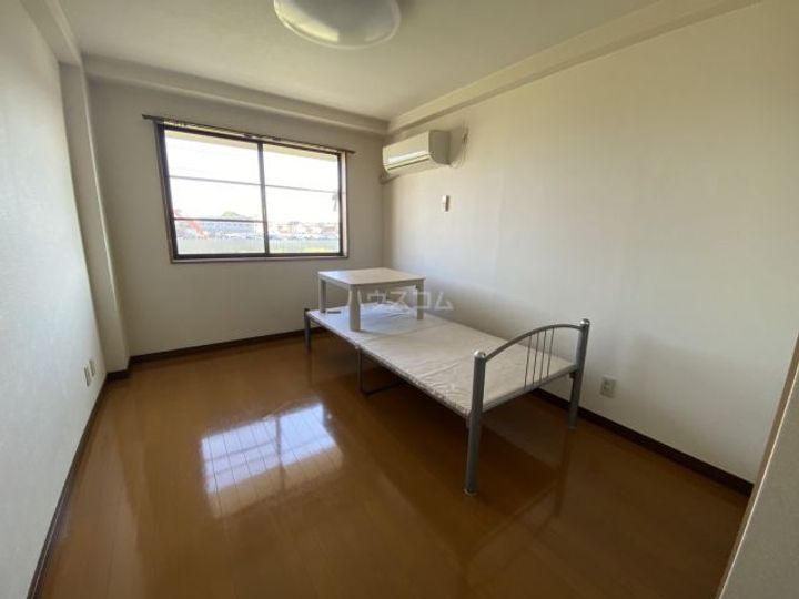 ケイエスレジデンスの居間