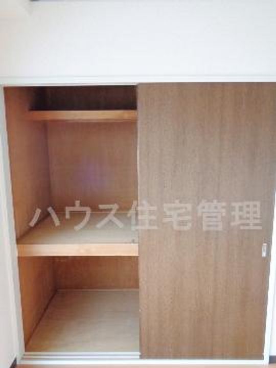 大阪府高槻市宮田町2(マンション)の賃貸物件の内装