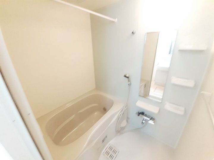 クレメント名取の風呂