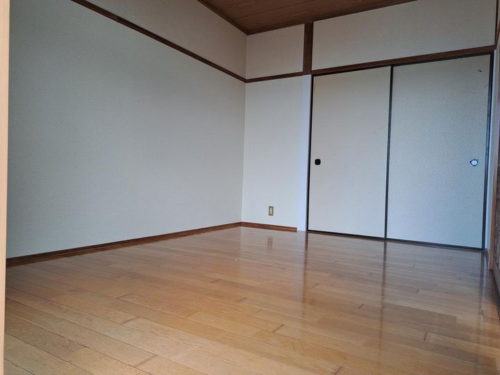 ハイツ高幸の内装